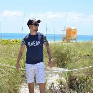 Meet your Posher, James eduardo